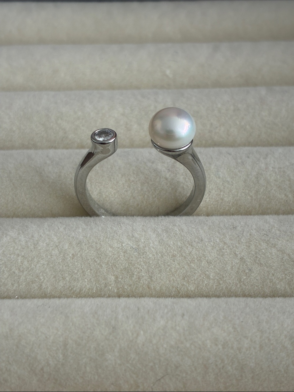 Freshwater Pearl and Clear Stone Open Ring - Silver Tone